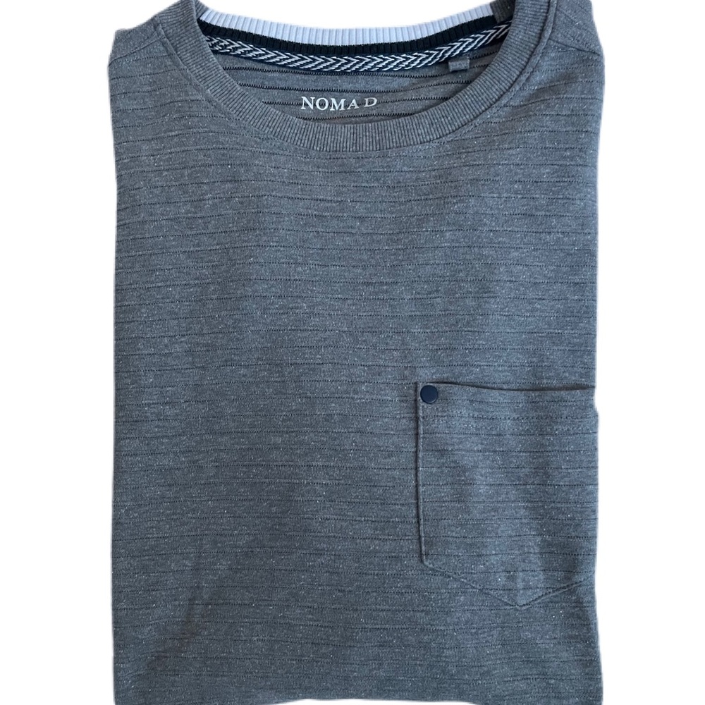 Nomads Mens light gray long sleeve shirt